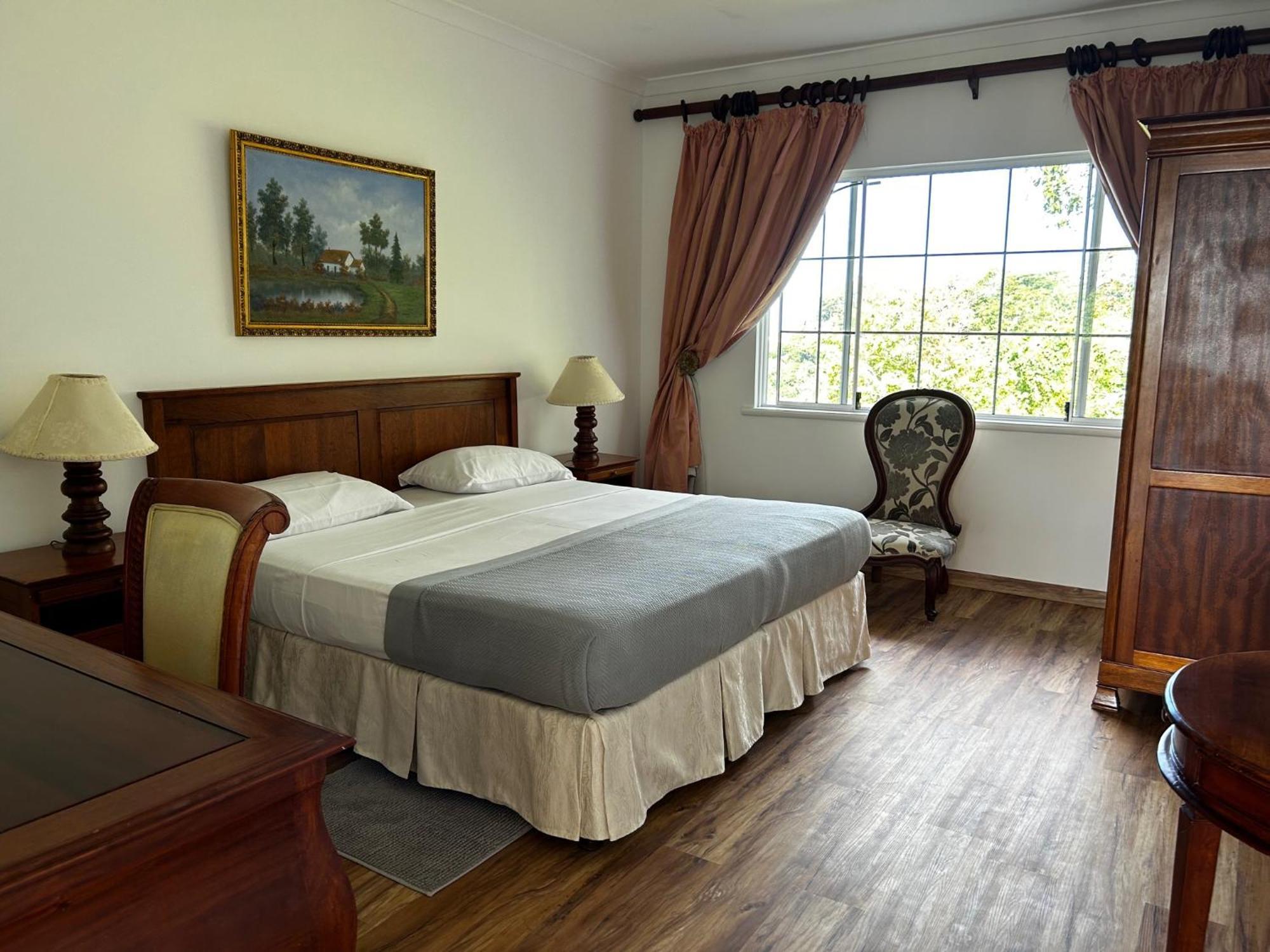 Beau Sejour Hotel Victoria Exterior foto